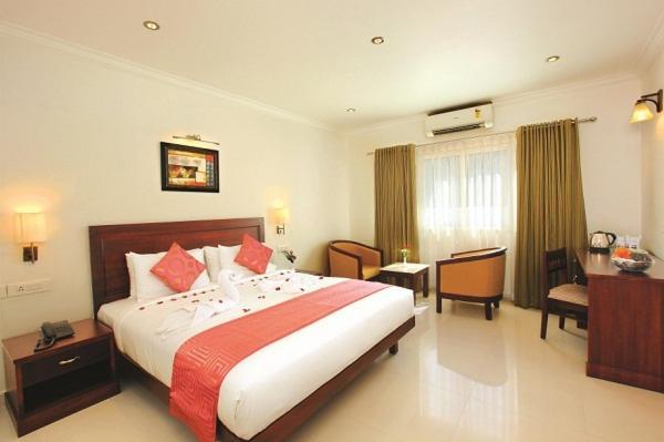 Hotel Raj Regency Nilamel Exterior photo